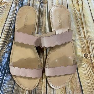 Sophia Milano Pink Leather Flat Sandals Size 7.5